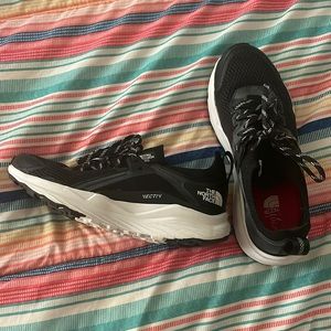 Black North Face Tennis Shoes Women’s size 6.5
